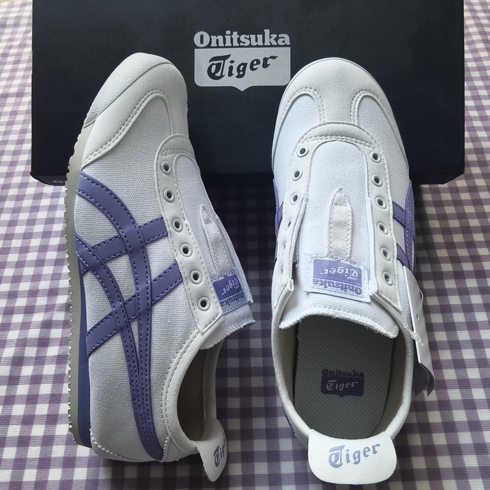 Onitsuka Tiger White Sneakers with Light Purple Stripes - Picture 2 of 11